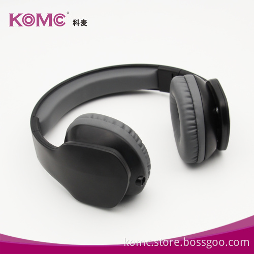 China new design cheap OEM wired headphone